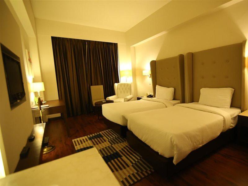 Hotel President Jalandhar Bagian luar foto