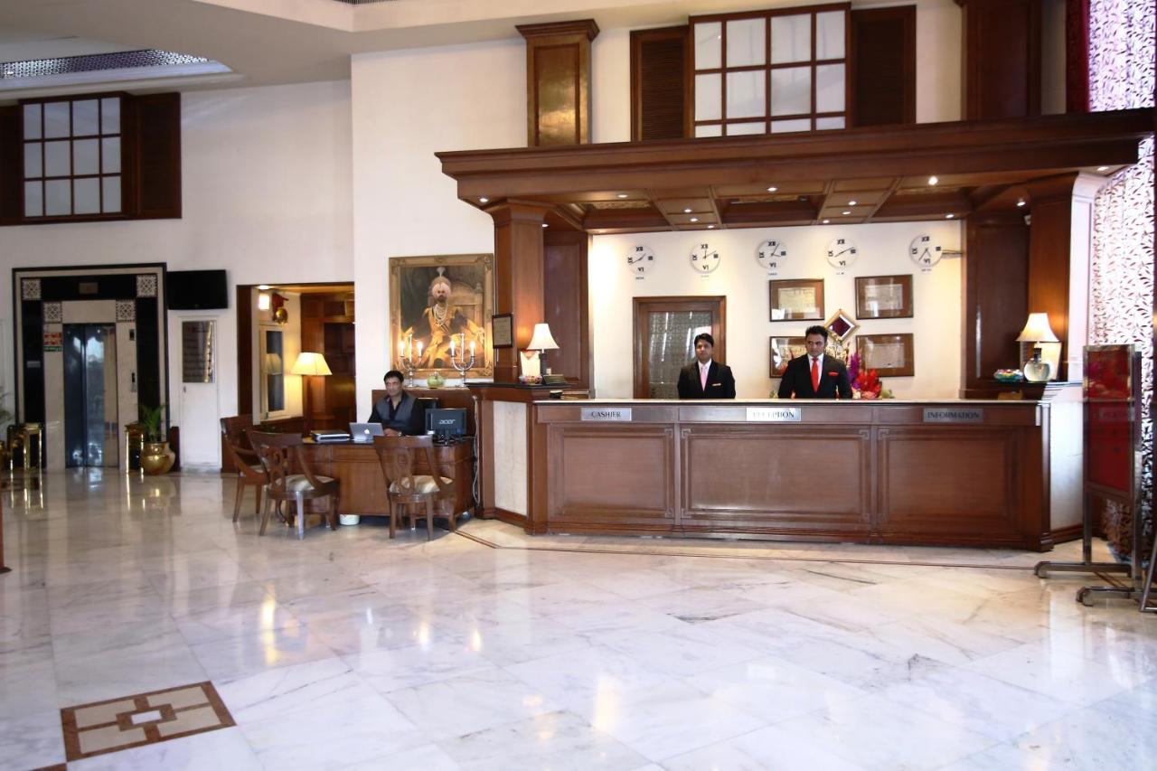 Hotel President Jalandhar Bagian luar foto