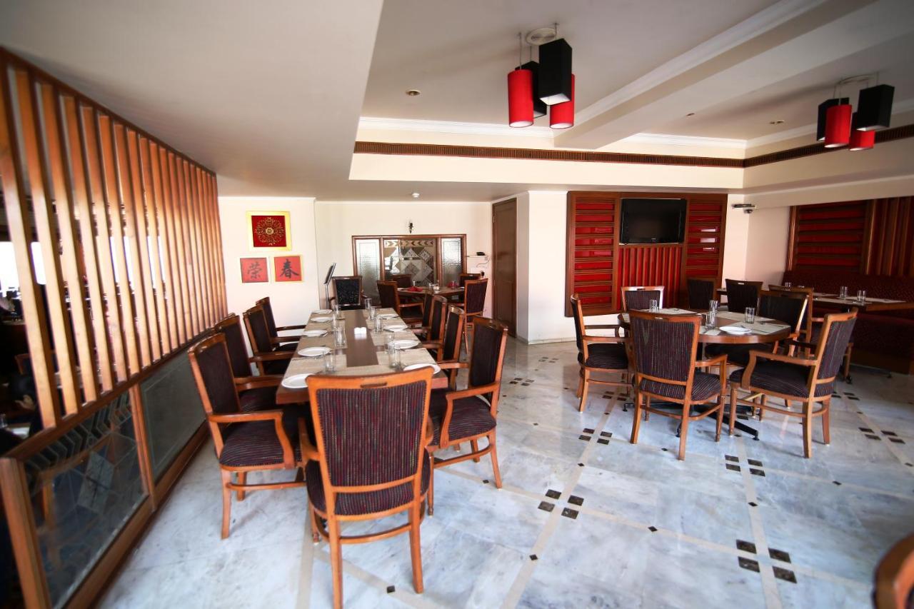 Hotel President Jalandhar Bagian luar foto